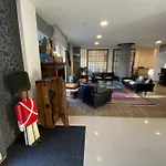 فندق أستوريا 4*