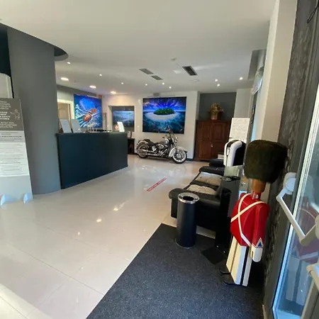 阿索托丽亚酒店 酒店 拉帕洛