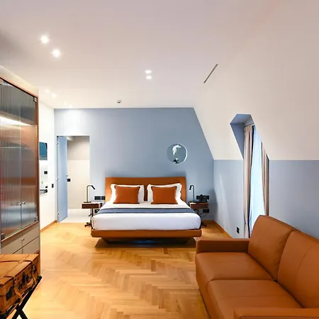 Astoria 4*