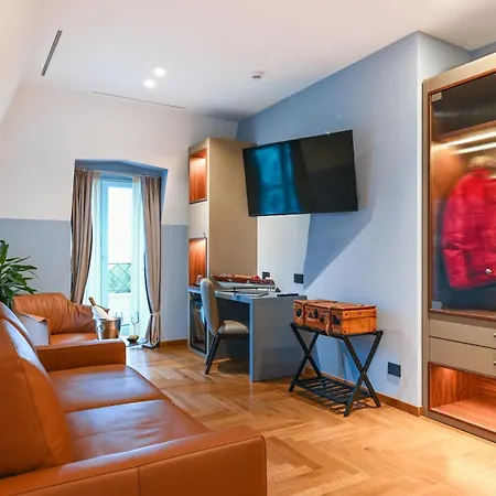 Astoria 4*