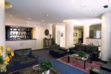 Astoria Hotel 4*