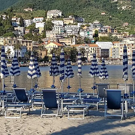 Astoria 4*