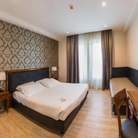 Astoria Hotel