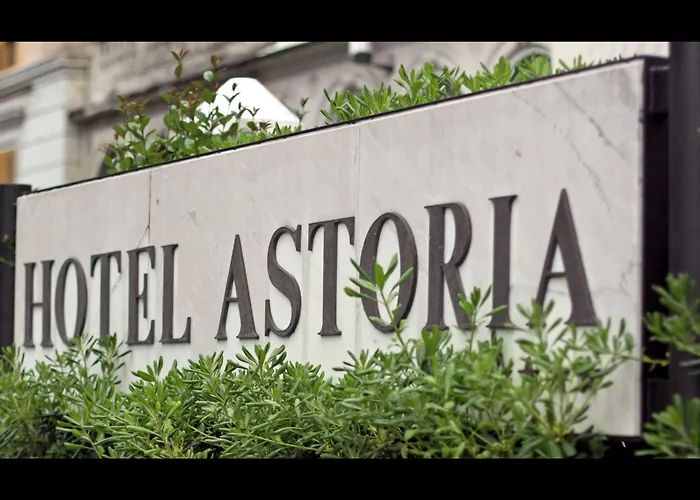 Astoria Otel 4*